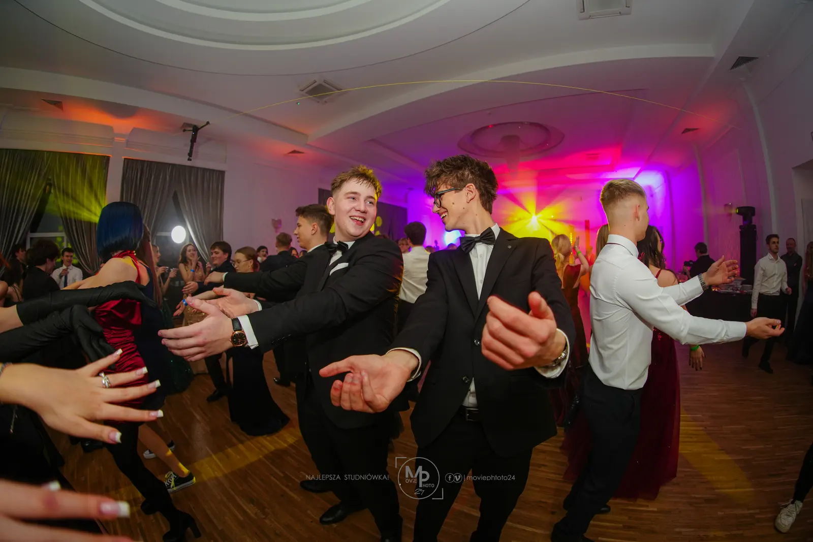 Zdjęcie ze studniówki 13 LO w Łódź