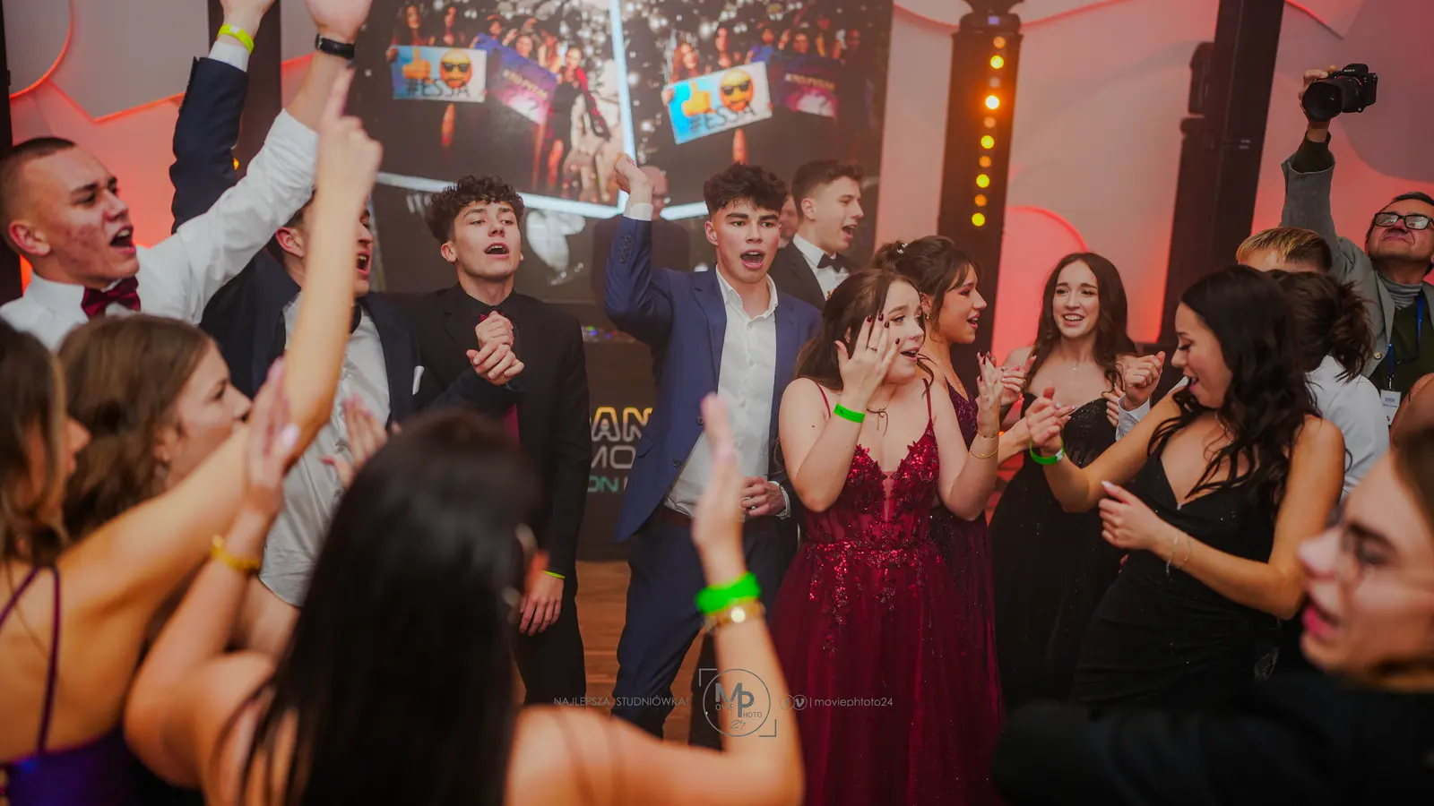 Zdjęcie ze studniówki 13 LO w Łódź