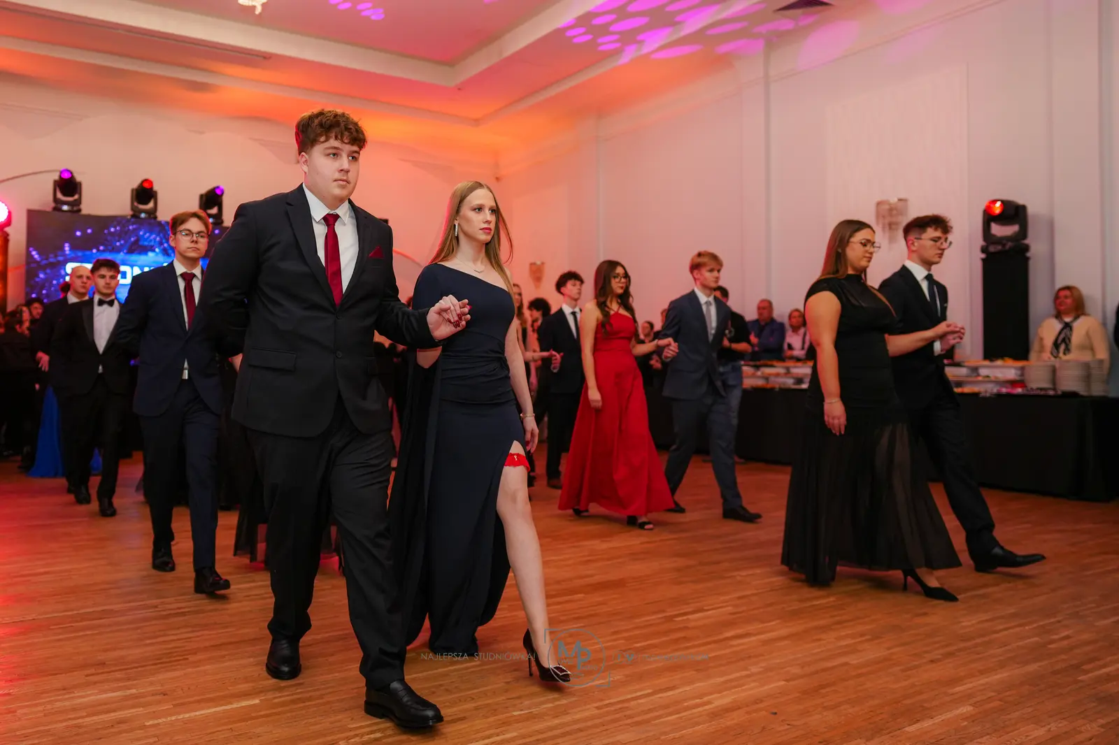 Zdjęcie ze studniówki 13 LO w Łódź