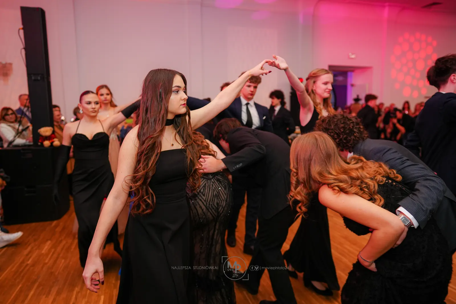 Zdjęcie ze studniówki 13 LO w Łódź