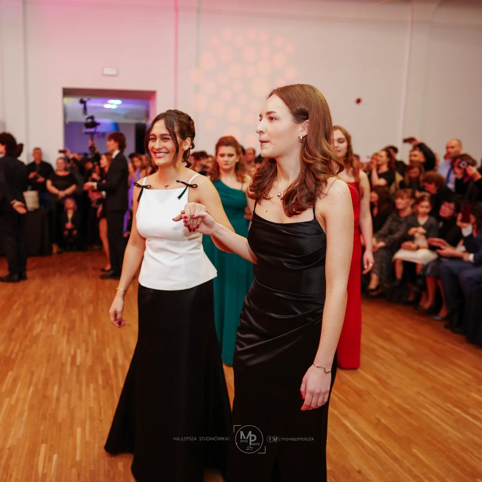 Zdjęcie ze studniówki 13 LO w Łódź