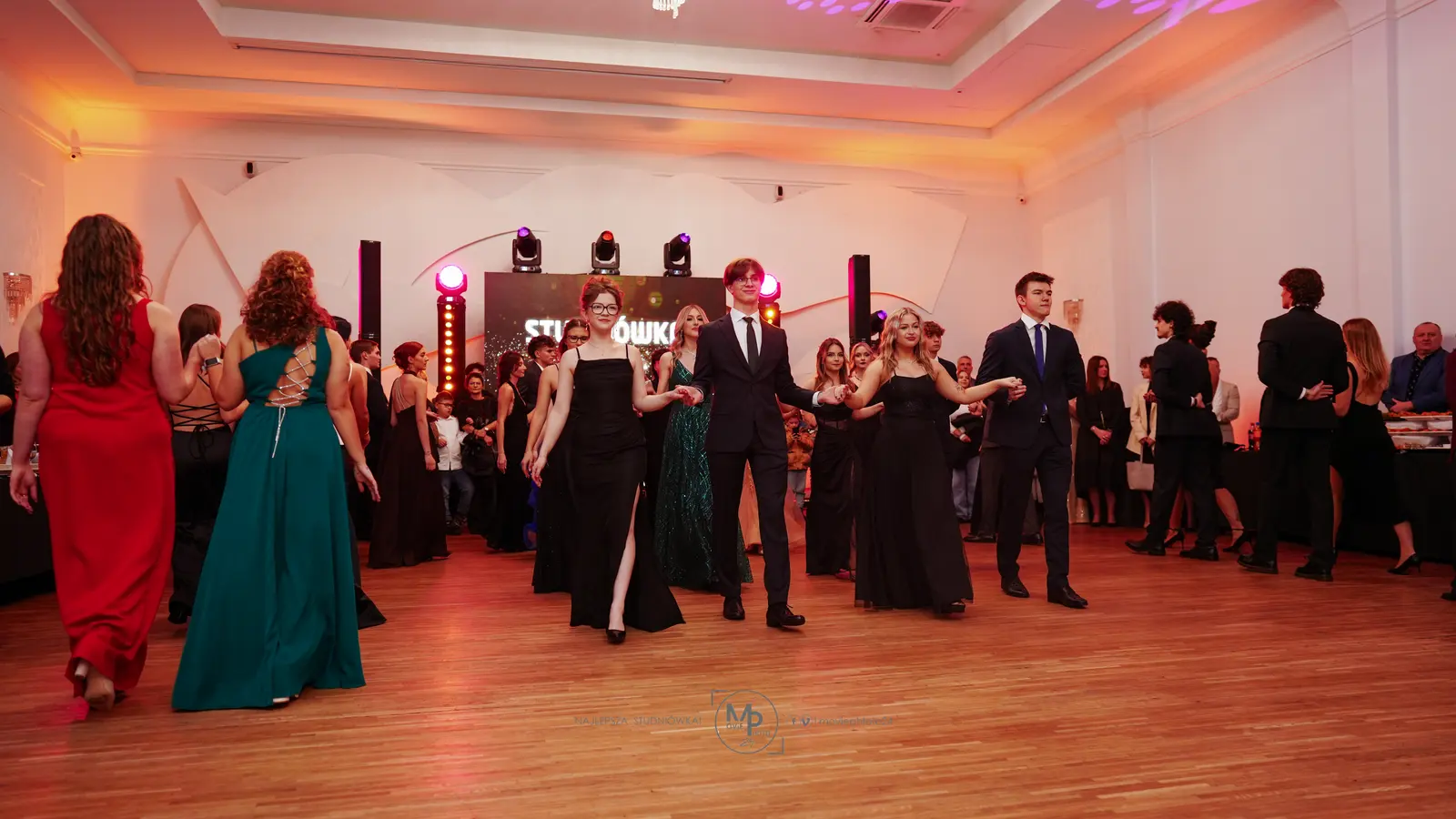 Zdjęcie ze studniówki 13 LO w Łódź