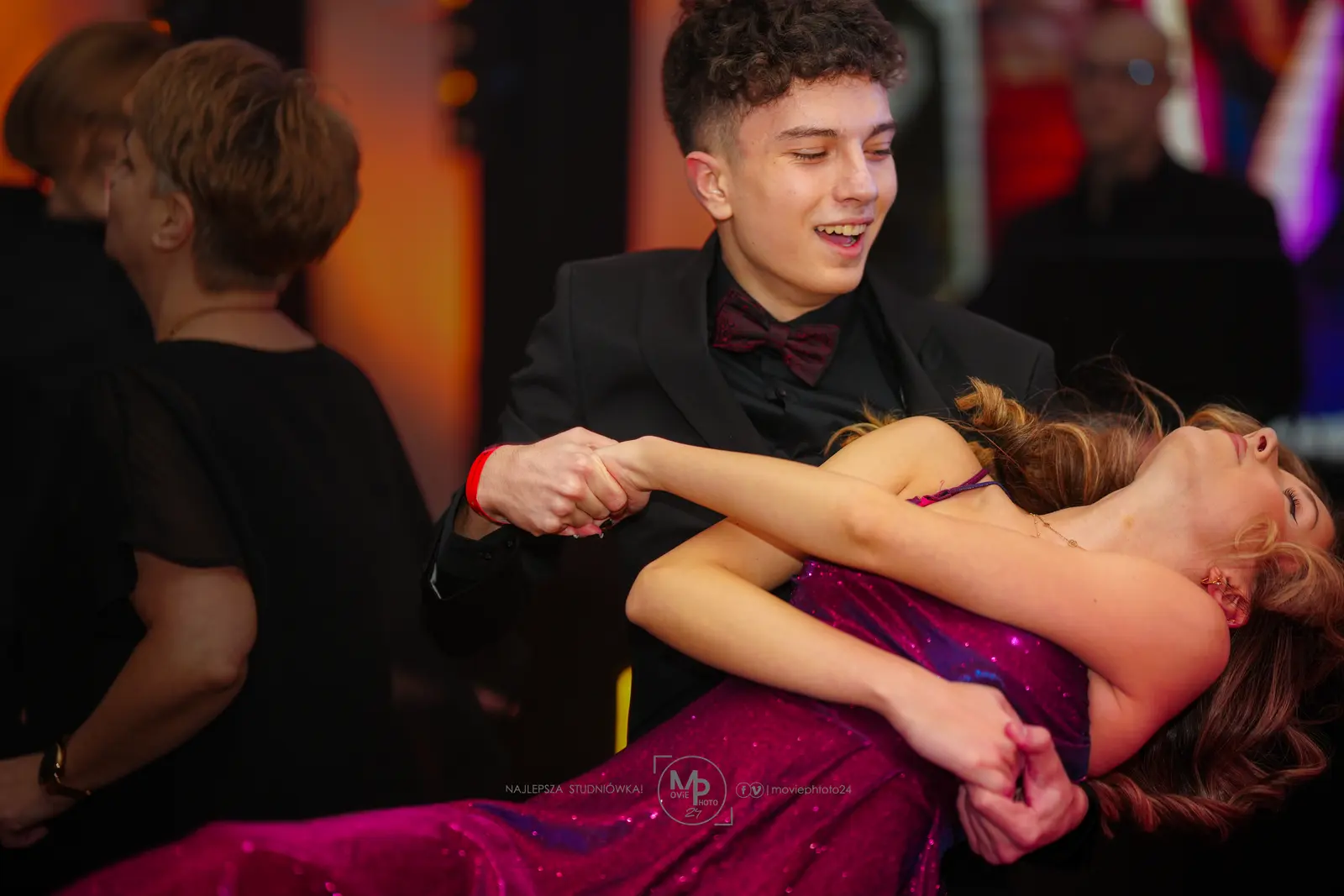 Zdjęcie ze studniówki 13 LO w Łódź