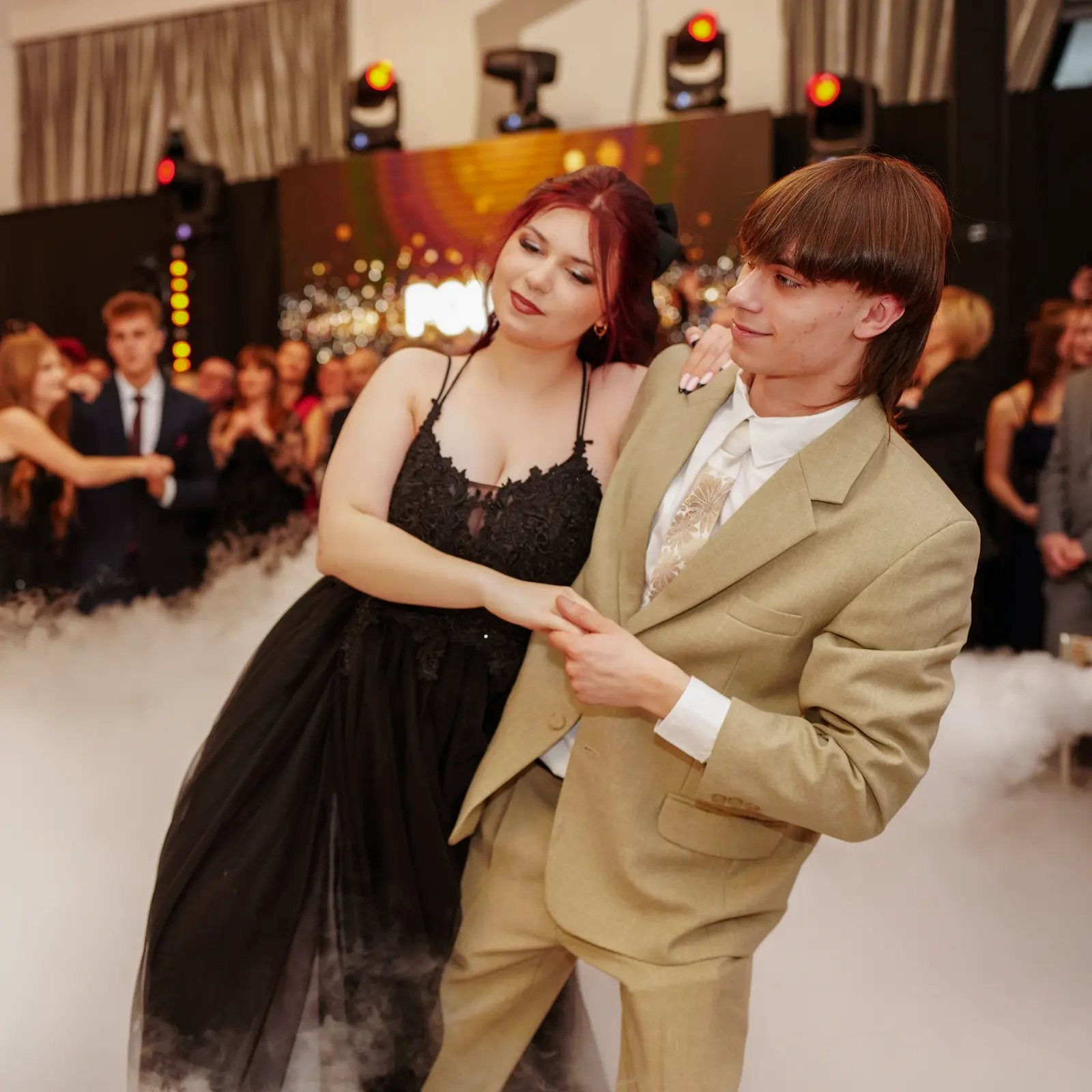 Część oficjalna studniówki 18 LO w Łódź