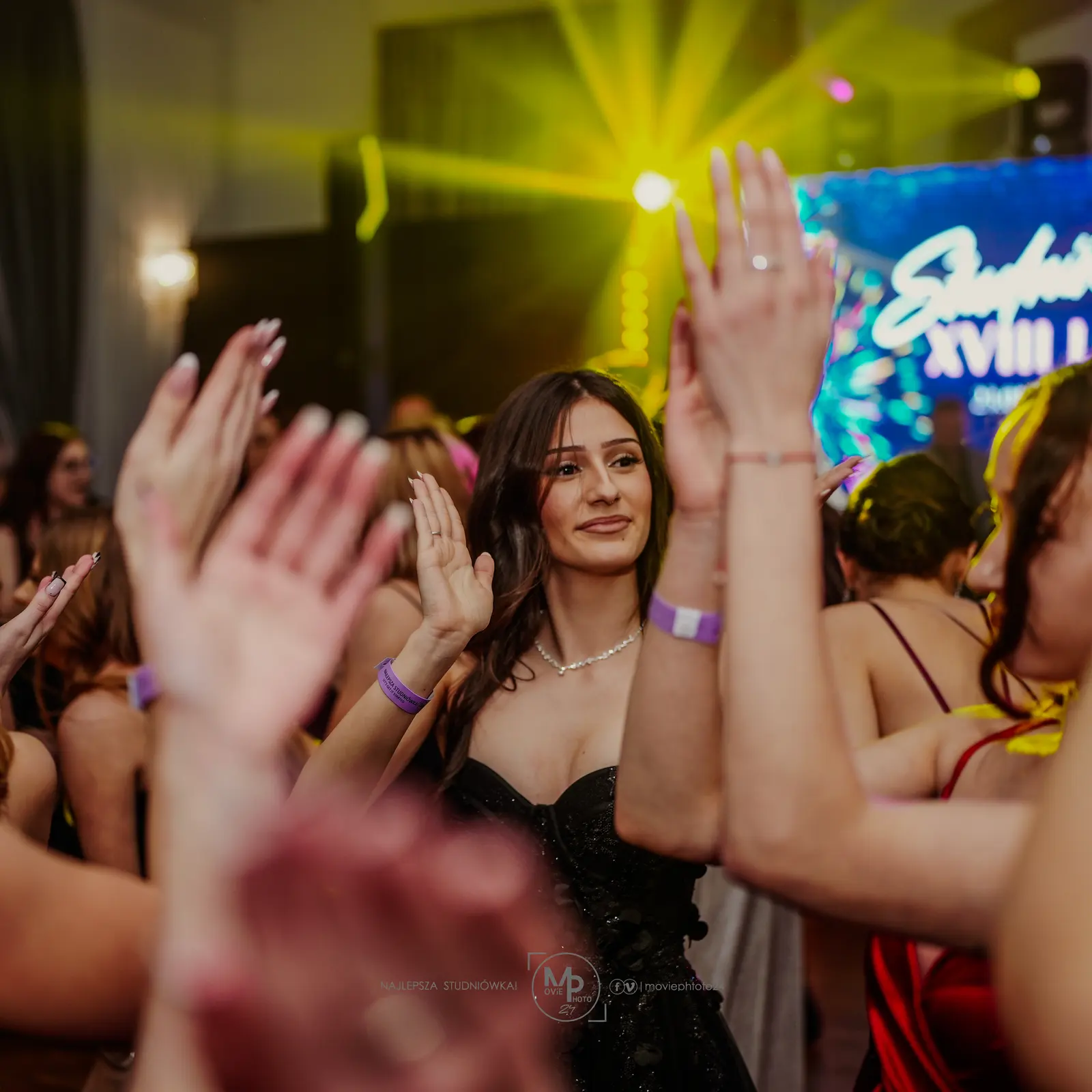 Parkiet podczas studniówki 18 LO w Łódź